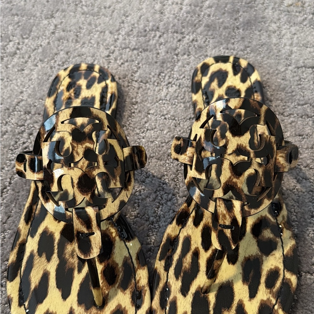 NEW Tory Burch Animal Print Sandals